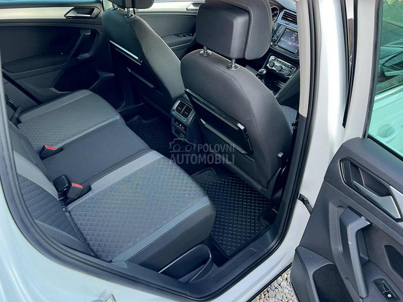 Volkswagen Tiguan R line/4x4/ACC