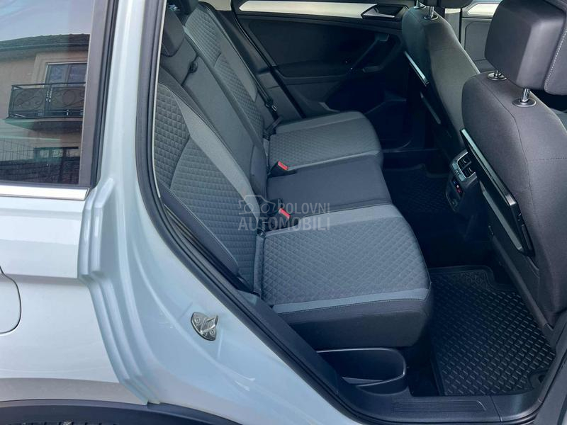 Volkswagen Tiguan R line/4x4/ACC