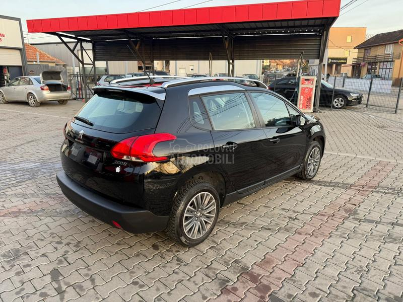 Peugeot 2008 1.2 b t.o.p