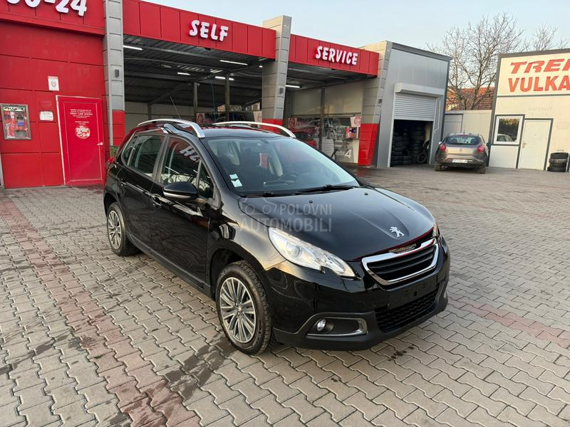 Peugeot 2008 1.2 b t.o.p