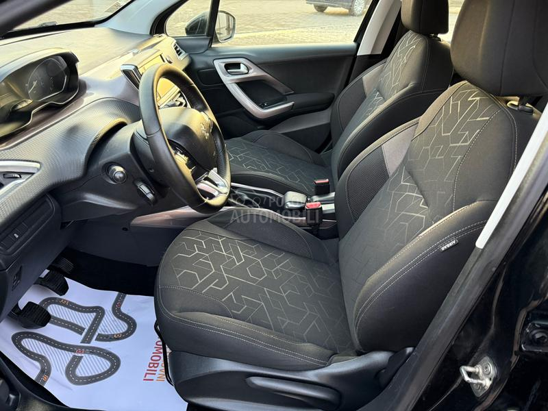 Peugeot 2008 1.2 b t.o.p