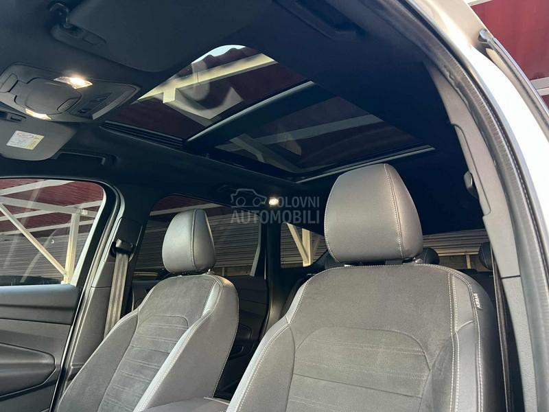 Ford Kuga 2.0TDCi/ST line/Pano