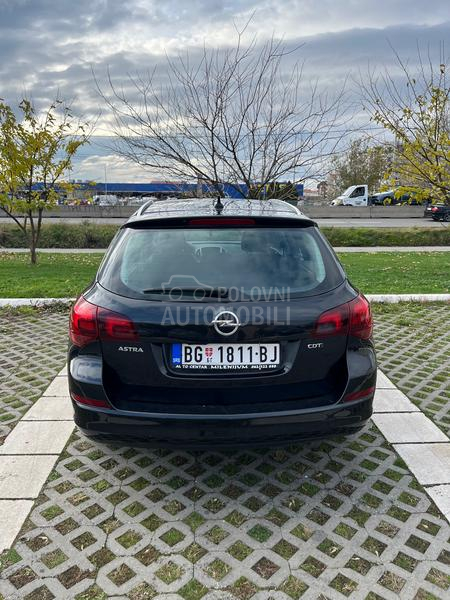 Opel Astra J 1.7 CDTI