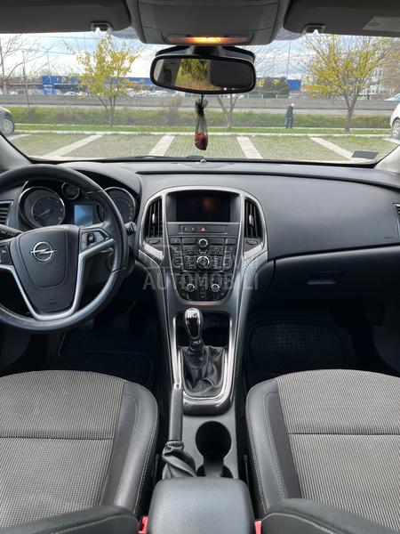 Opel Astra J 1.7 CDTI