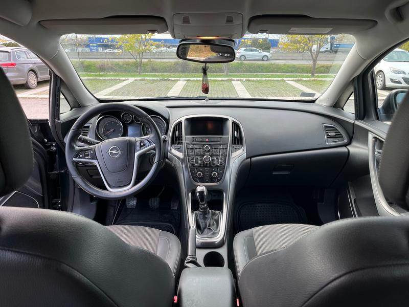 Opel Astra J 1.7 CDTI