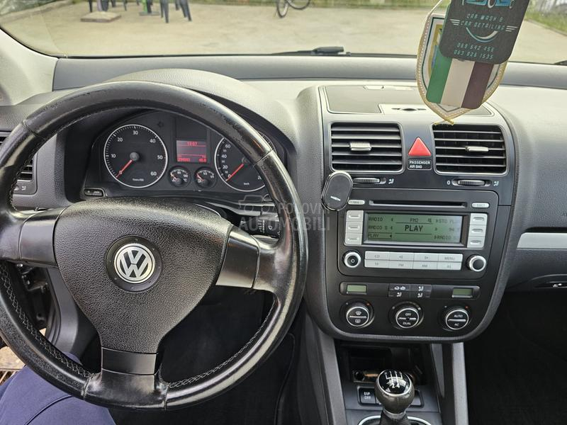 Volkswagen Golf 5 1.9 TDI