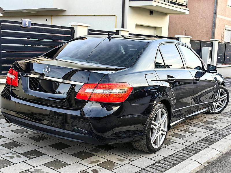 Mercedes Benz E 220 AMG AUT0 NAVl LED