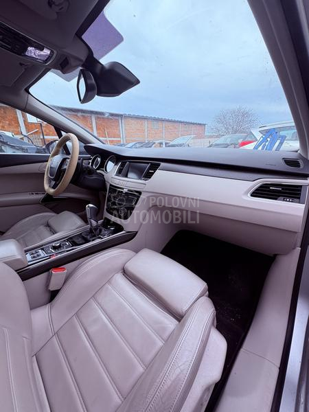 kompletan kožni enterijer