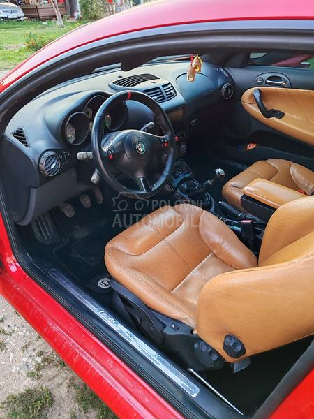 Alfa Romeo GT 