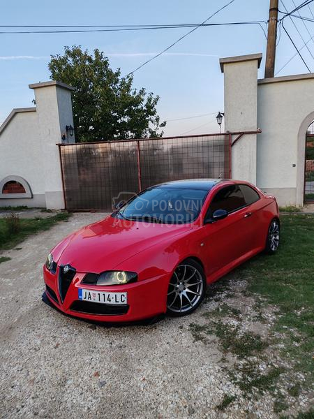 Alfa Romeo GT 