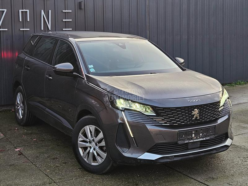 Peugeot 5008 1.5 BlueHdi/ Restyle