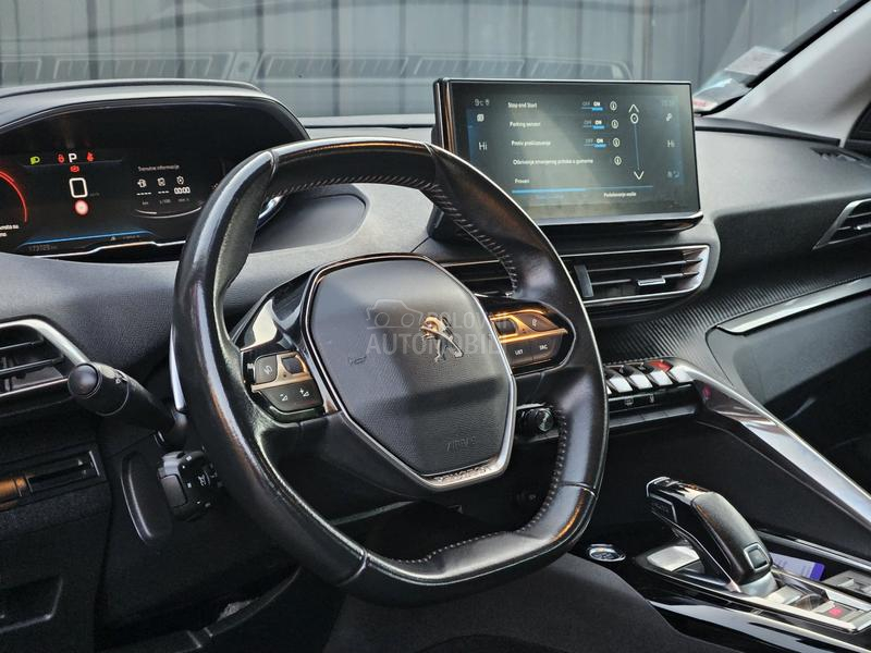 Peugeot 5008 1.5 BlueHdi/ Restyle