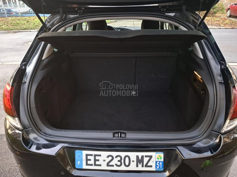 Citroen C4 1.6 BlueHdi LED/NAVY
