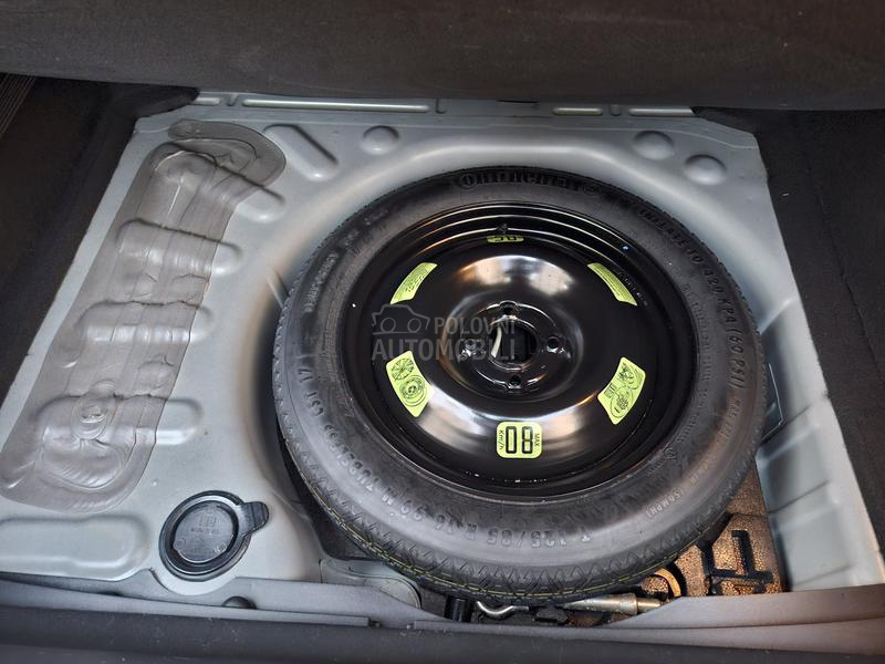 Citroen C4 1.6 BlueHdi LED/NAVY