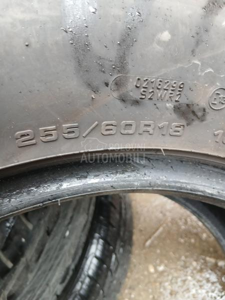Goodyear 255/60 R18 Zimska