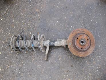 Prednji amortizeri sa glavcina za Peugeot 106