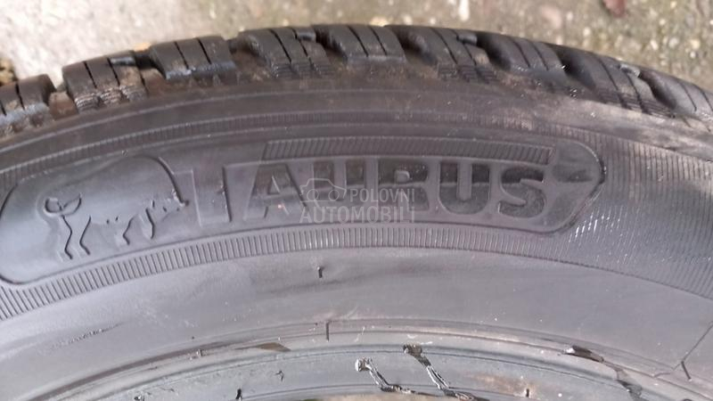 Taurus 215/55 R16 Zimska
