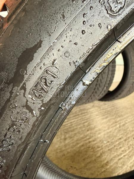 Continental 275/35 R22 Zimska