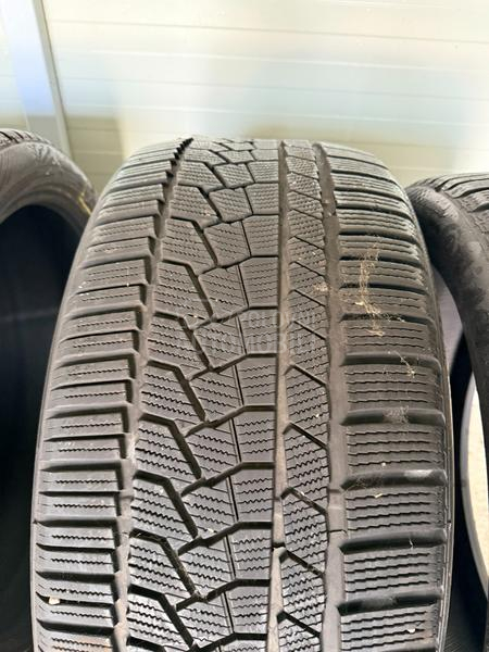 Continental 275/35 R22 Zimska