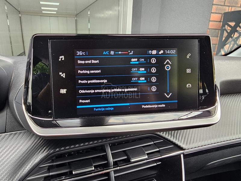 Peugeot 208 Puretech EAT8 Active