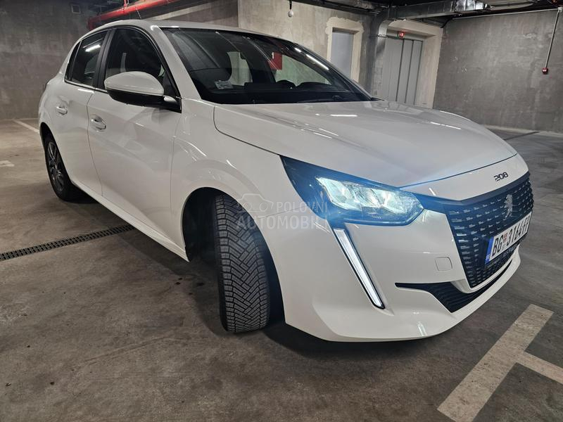 Peugeot 208 Puretech EAT8 Active