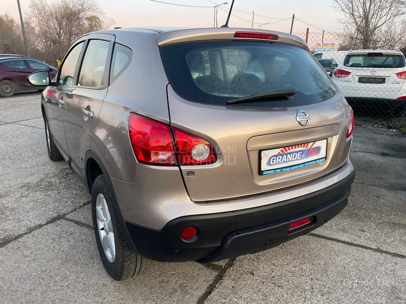 Nissan Qashqai 1.5 DCi