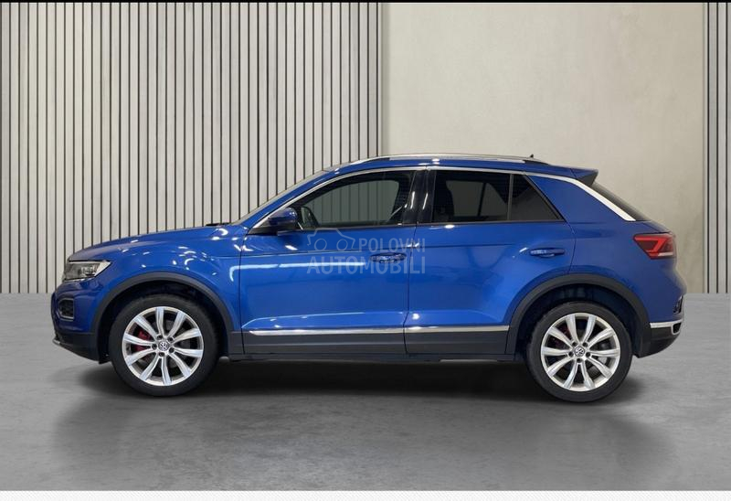 Volkswagen T-Roc 1.5 dsg pano virt