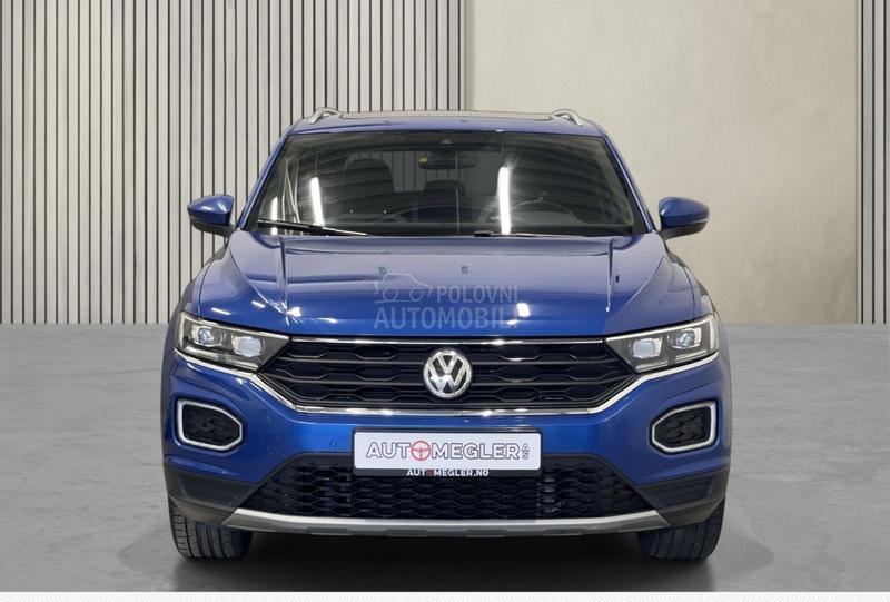 Volkswagen T-Roc 1.5 dsg pano virt