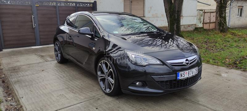 Opel Astra J GTC 2.0 CDTI