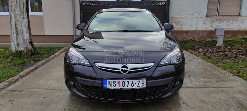 Opel Astra J GTC 2.0 CDTI