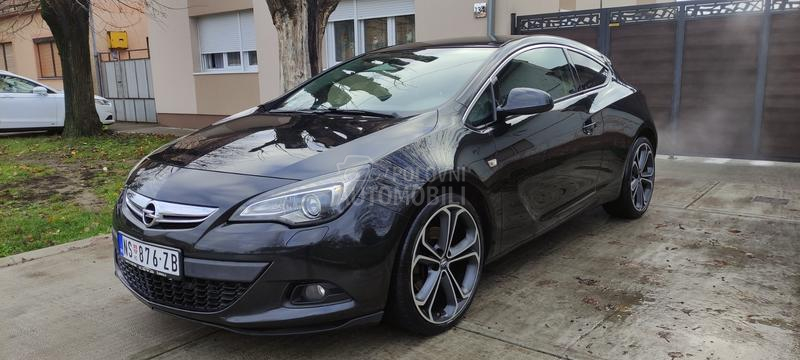 Opel Astra J GTC 2.0 CDTI