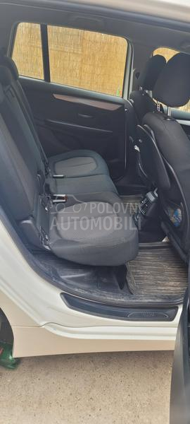BMW 216 214d