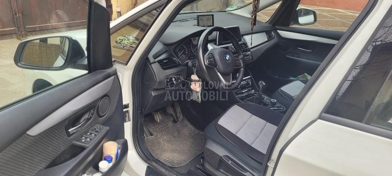 BMW 216 214d