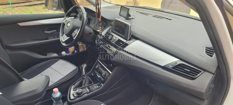 BMW 216 214d
