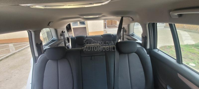 BMW 216 214d