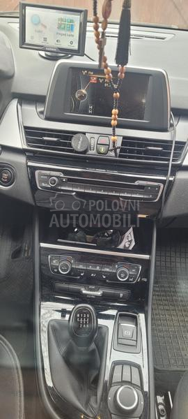 BMW 216 214d
