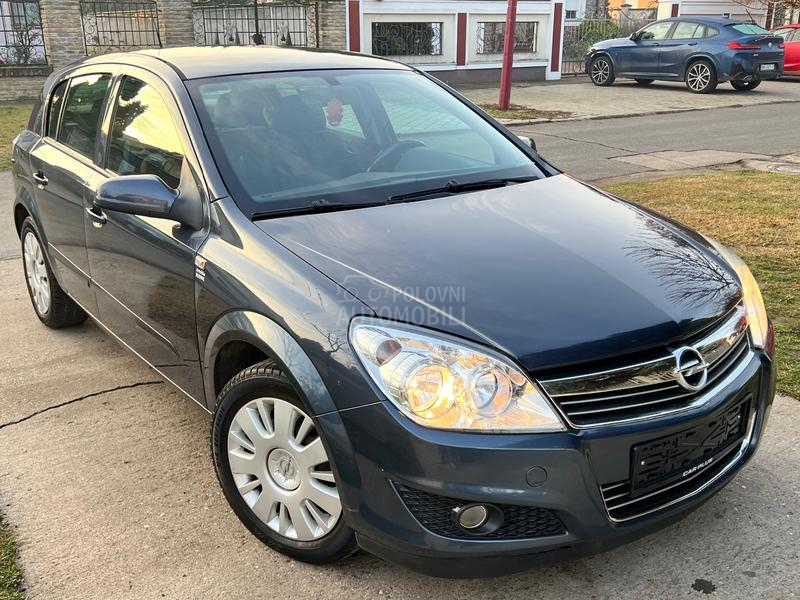Opel Astra H 1.6