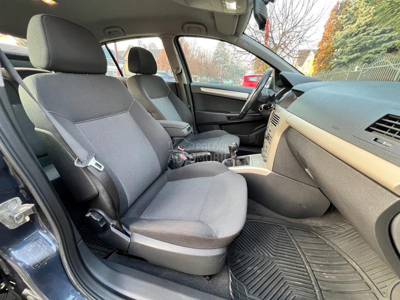 Opel Astra H 1.6