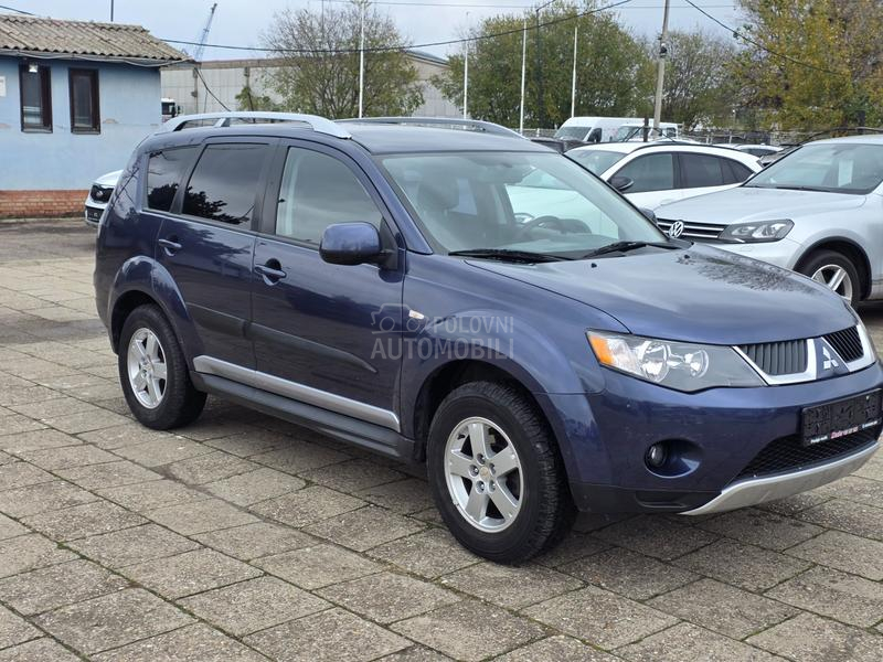 Mitsubishi Outlander 2.4b Tng 4x4