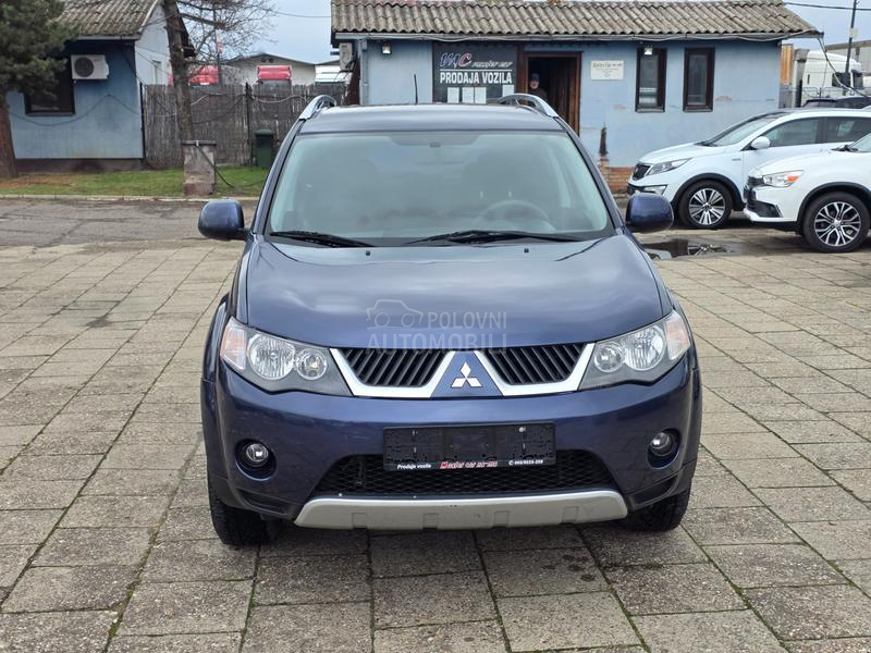 Mitsubishi Outlander 2.4b Tng 4x4