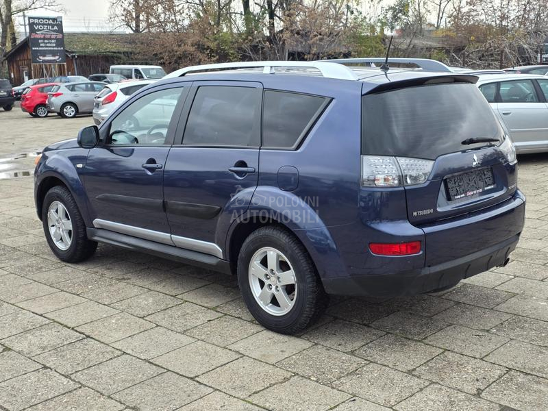 Mitsubishi Outlander 2.4b Tng 4x4