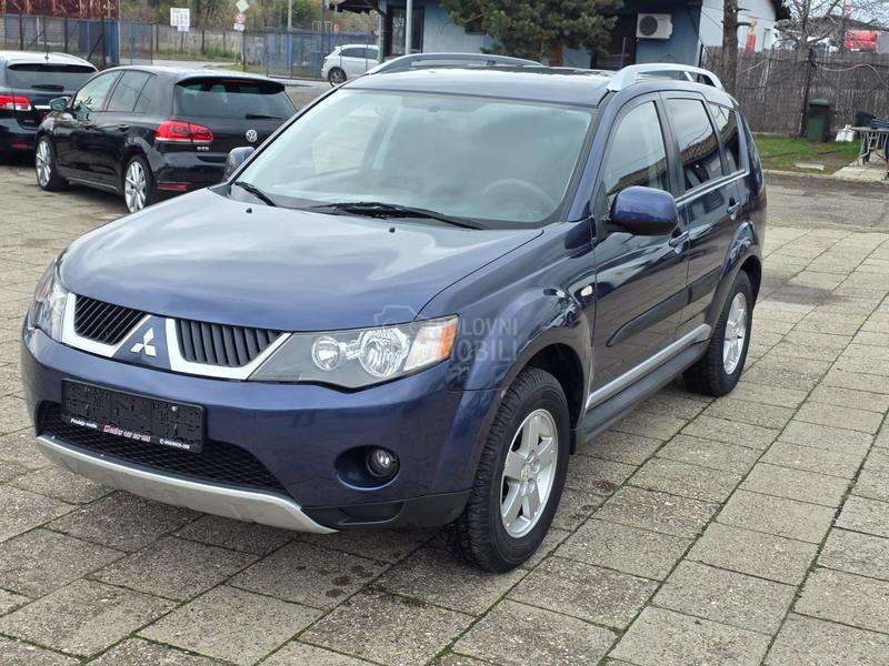Mitsubishi Outlander 2.4b Tng 4x4