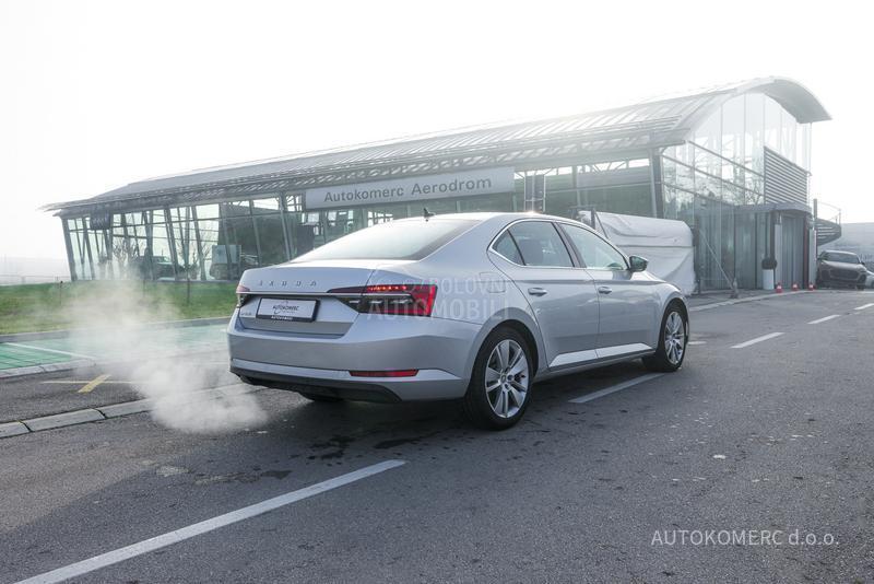 Škoda Superb 2.0 TDI Ambition DSG