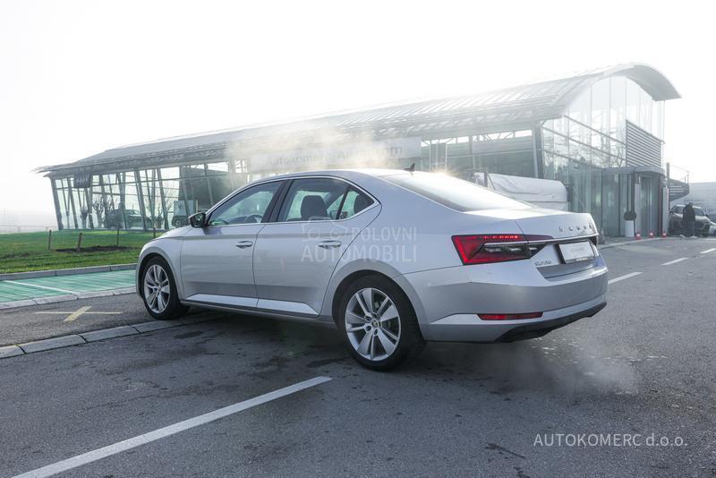 Škoda Superb 2.0 TDI Ambition DSG