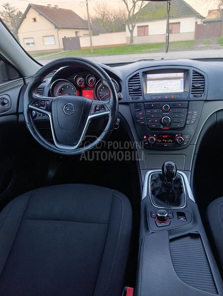 Opel Insignia 