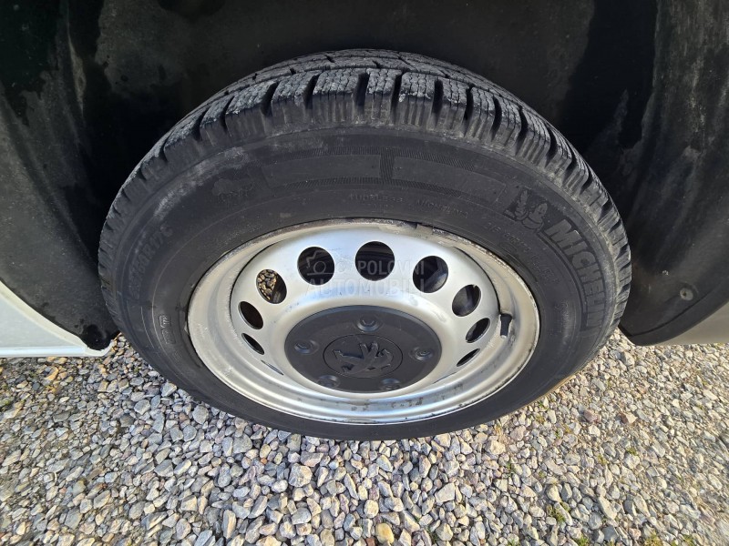 Peugeot Expert 2.0 hdi L3H1 150 KS