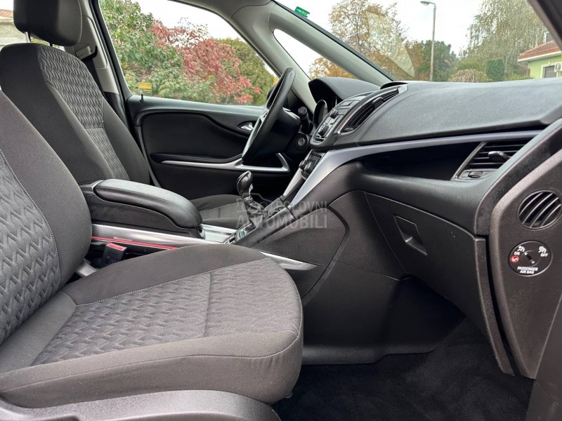 Opel Zafira 1.4 16v ENJOY