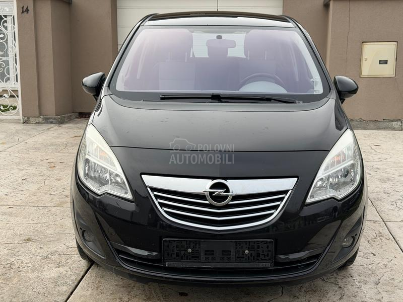 Opel Meriva 1.4 16V COSMO
