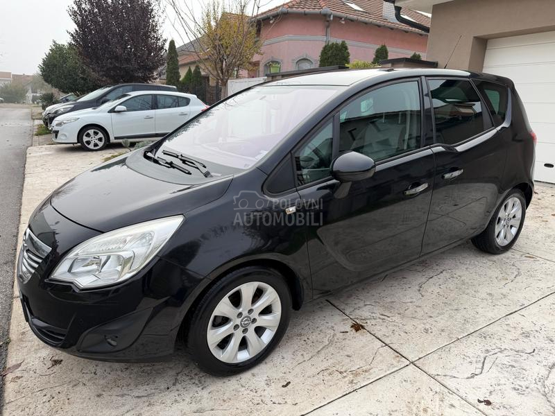 Opel Meriva 1.4 16V COSMO