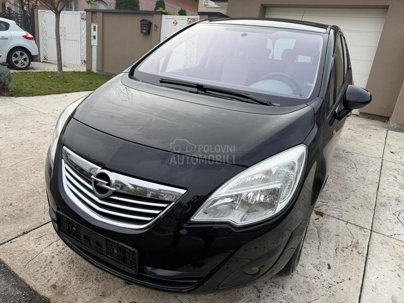 Opel Meriva 1.4 16V COSMO